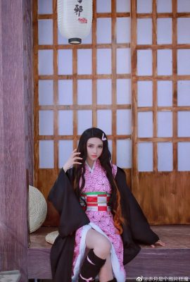 Demon Slayer: Kimetsu no Yaiba Kamado Nezuko @Red Moon Is a Drag Movie Maniac (2020 Moon Evil Summer Code) (9P)